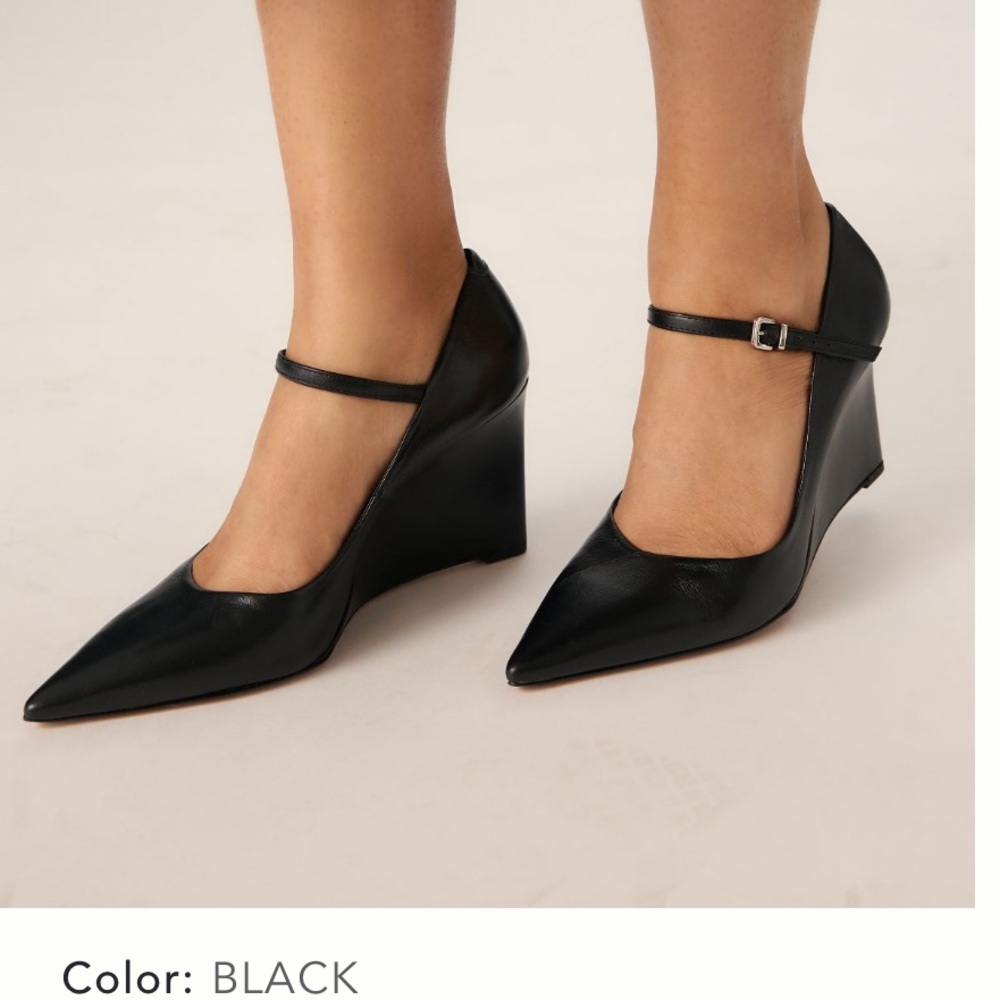 Black wedge point toe pumps, size 38 (7 US), Maeve